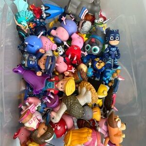 Assorted Kids Toy Figures Set